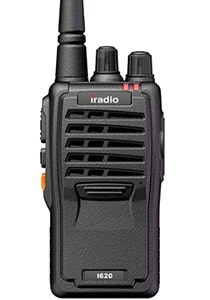 Портативная радиостанция Iradio I-620, (136-174 / 400-470 / PMR446МГц), 16к., 3Вт, 1500мАч, ЗУ