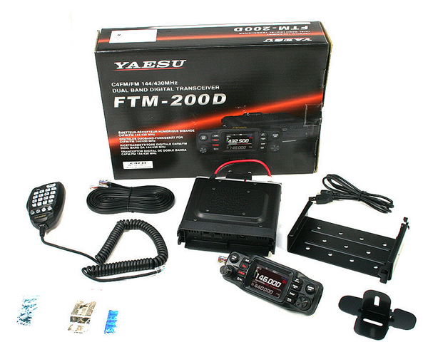 Yaesu FTM-200DR